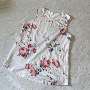 White floral boutique tank top